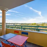 Sunny 1bdr Flat With Pool In Vau By Lovelystay Apartment