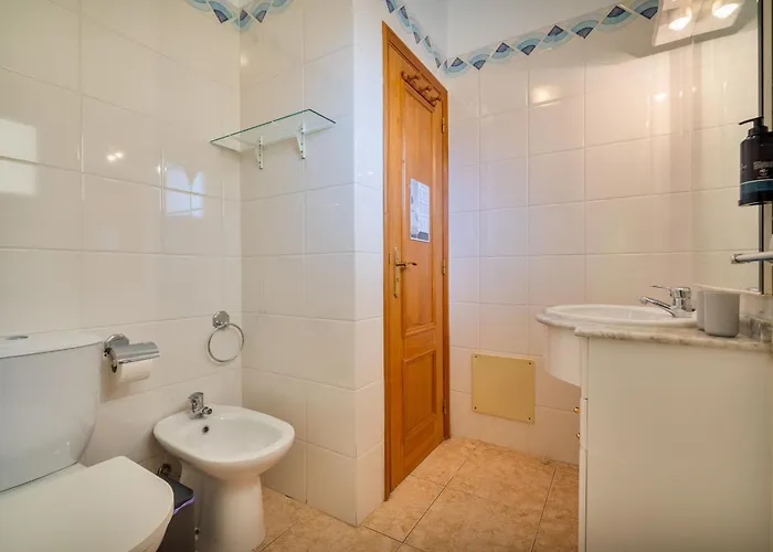 Sunny 1bdr Flat With Pool In Vau By Lovelystay * 포티마오