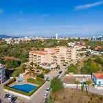 公寓 Sunny 1bdr Flat With Pool In Vau By Lovelystay