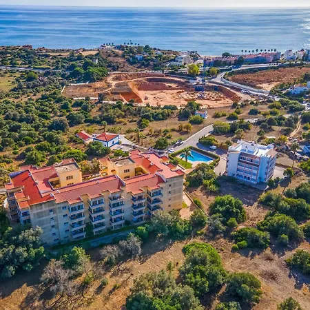 Sunny 1bdr Flat With Pool In Vau By Lovelystay Apartment